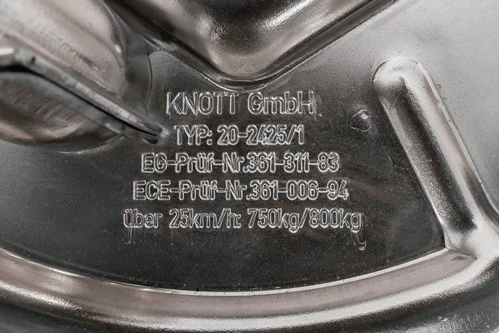 Brake kit with anchor disc KNOTT 24489.70K brake 200x50 right